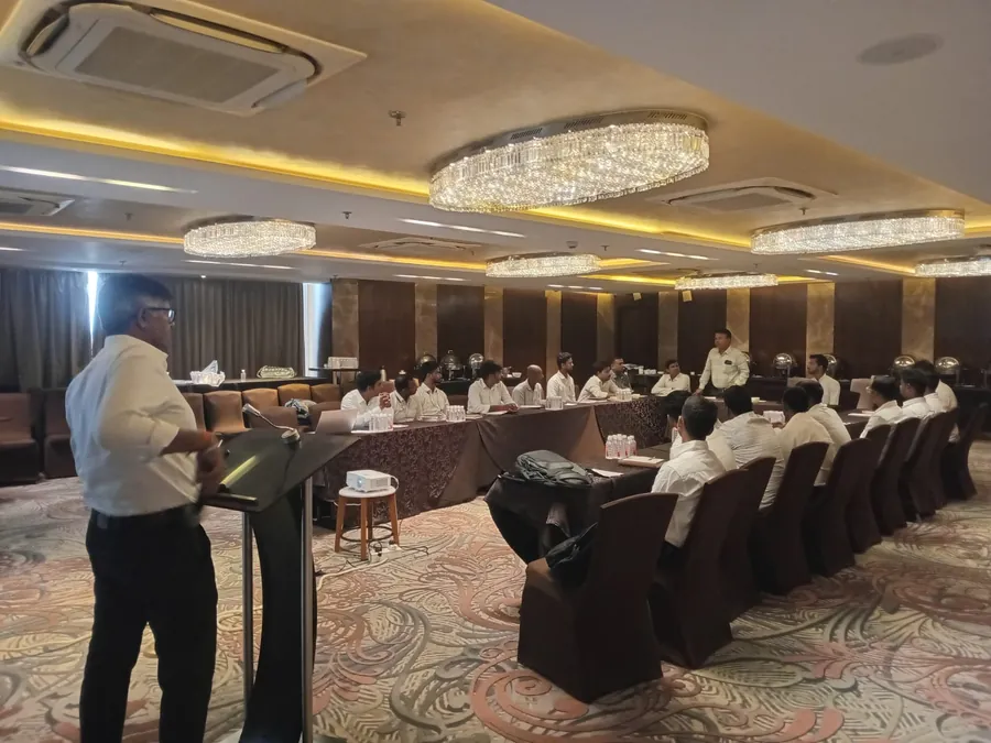 Addressing the sales team meet
